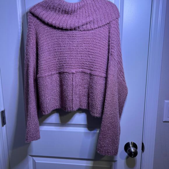 Altar State Pink Boucle Cowl Neck Cropped‎ Sweater Womens Size L - Picture 3 of 4